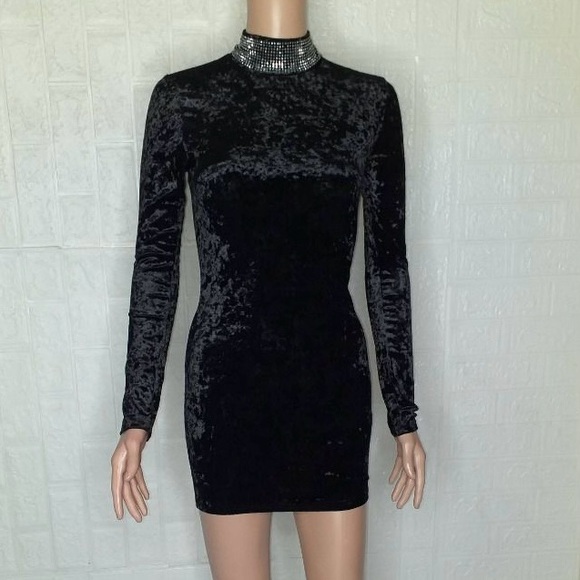 NWT Forever 21 Black Velvet Stud Detail High Neck Long Sleeve Bodycon Mini Dress - Picture 11 of 13
